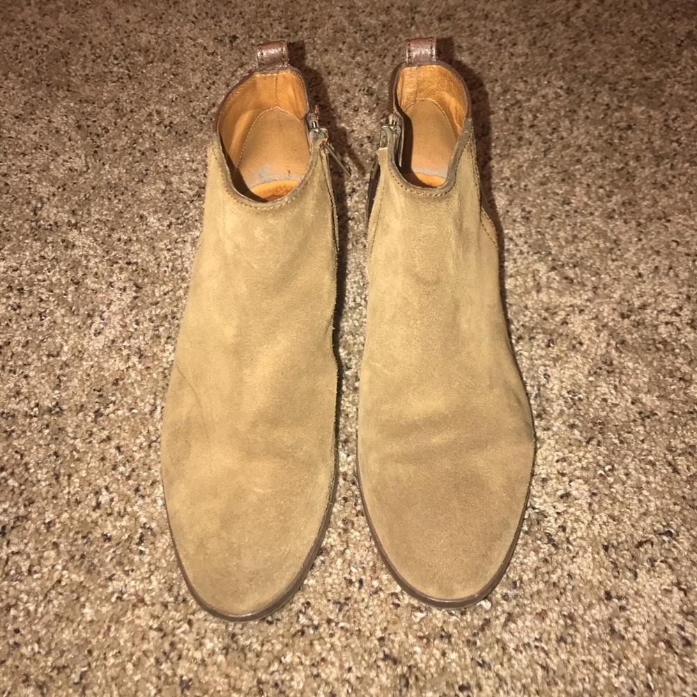 Madewell booties!